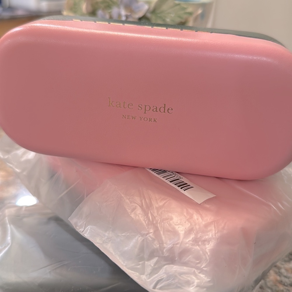 Kate Spade accessories Eyeglass case NEW - Picture 3 of 5